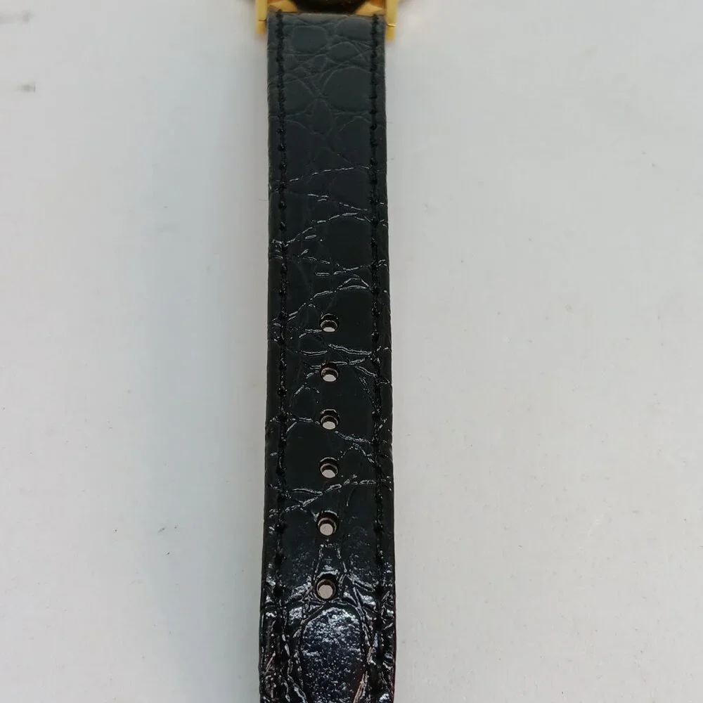 Airedale Terrier 33mm Women's Gold Tone Black Leather Band Dog Watch